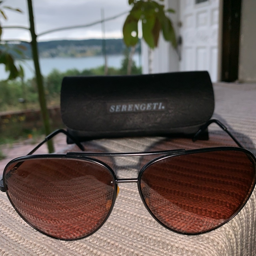 Serengeti 5222 Vintage Avaitor Sunglasses